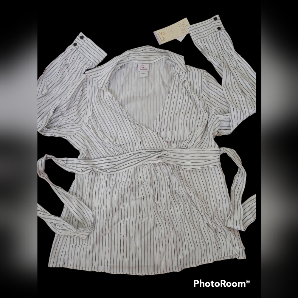 Oh baby by motherhood! Pretty blouse for pregnancy XL